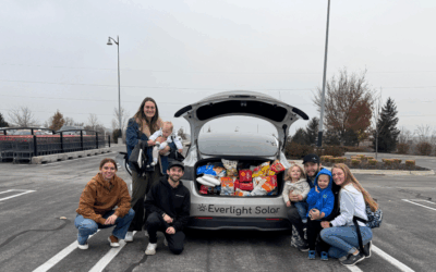Everlight Solar Thanksgiving Donation to Bellevue Food Pantry